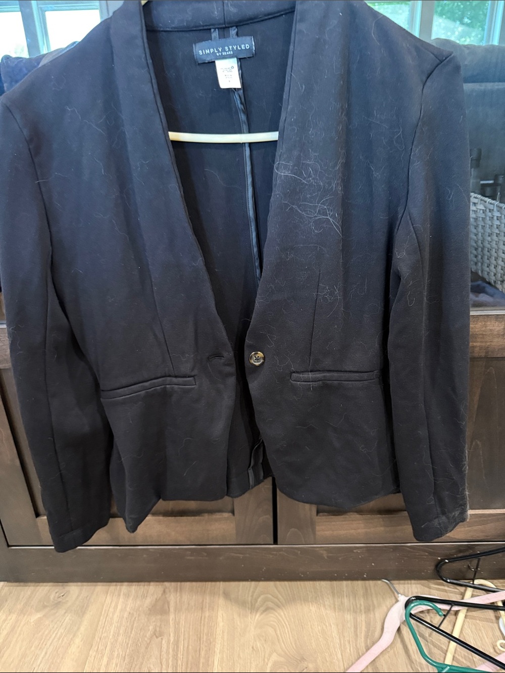 Simply Styled Black Interior Label Blazer